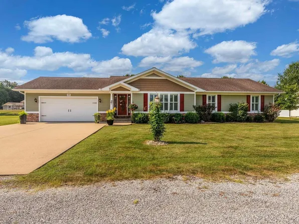 1406 Timothy Ct, West Frankfort, IL 62896