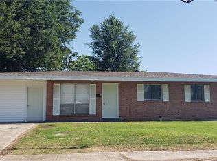 1113 Cactus Dr, Lake Charles, LA 70607