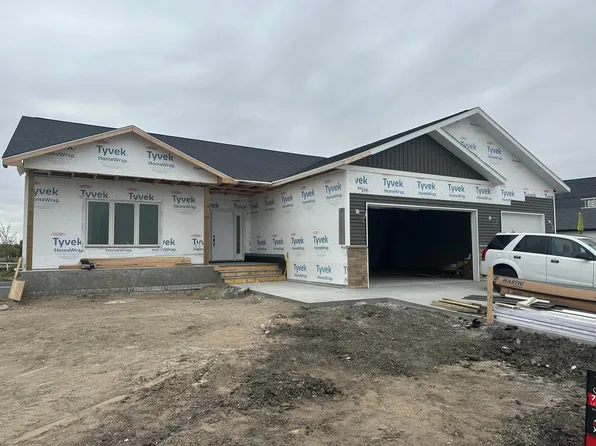 408 Reese Way, Mapleton, ND 58059