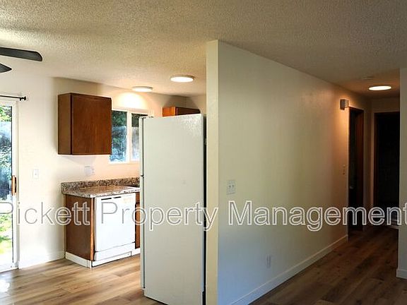 5th image of 4421 Fitz Dr