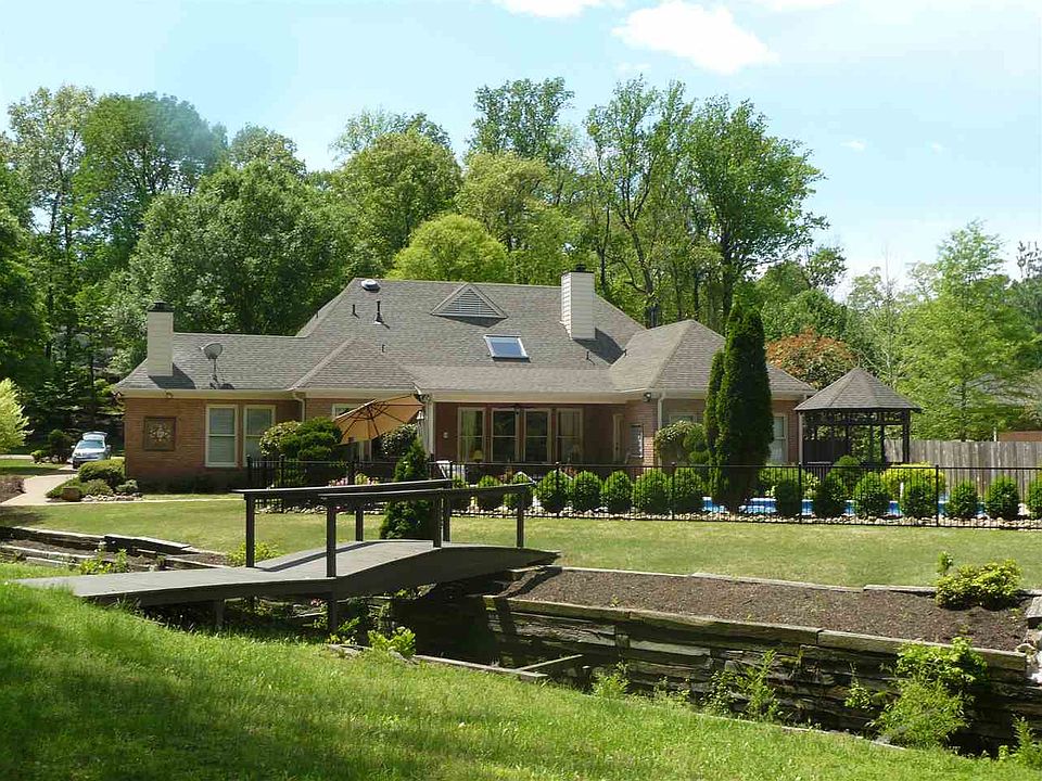 1st image of 3728 Davies Manor Dr