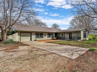 13221 SW 57th St, Topeka, KS 66610