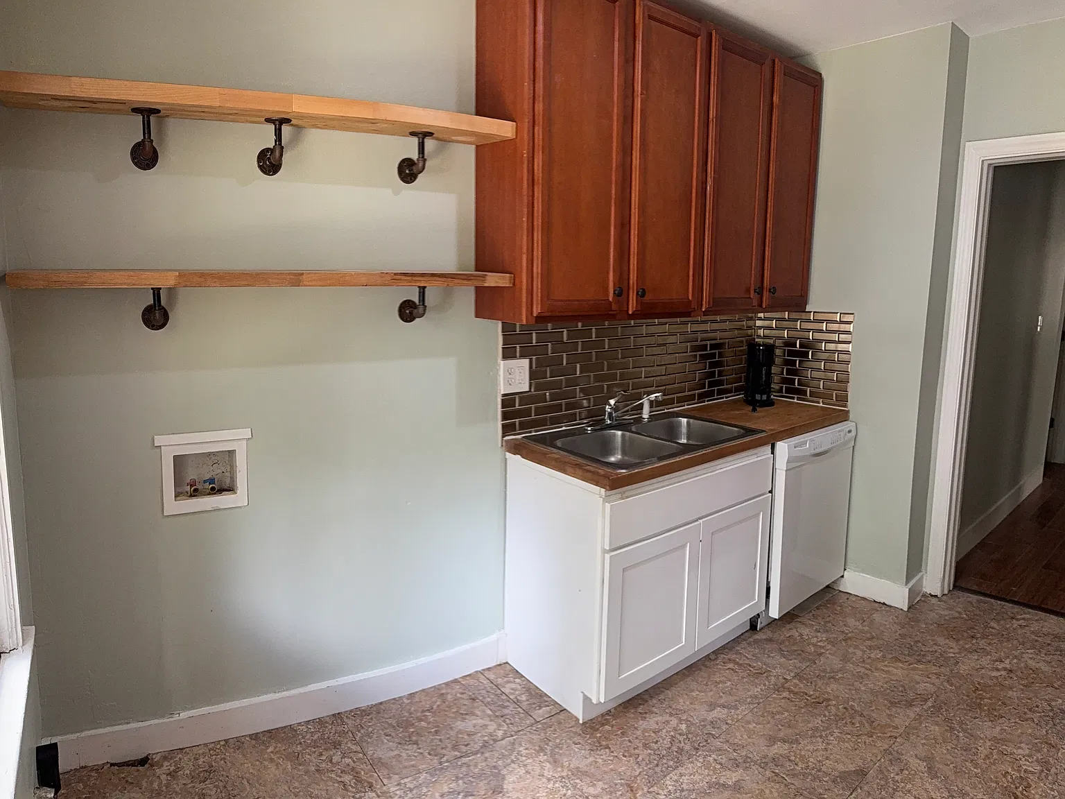 903 Academy Street — Photo 1