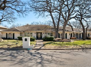 801 Crowley Rd, Arlington, TX 76012