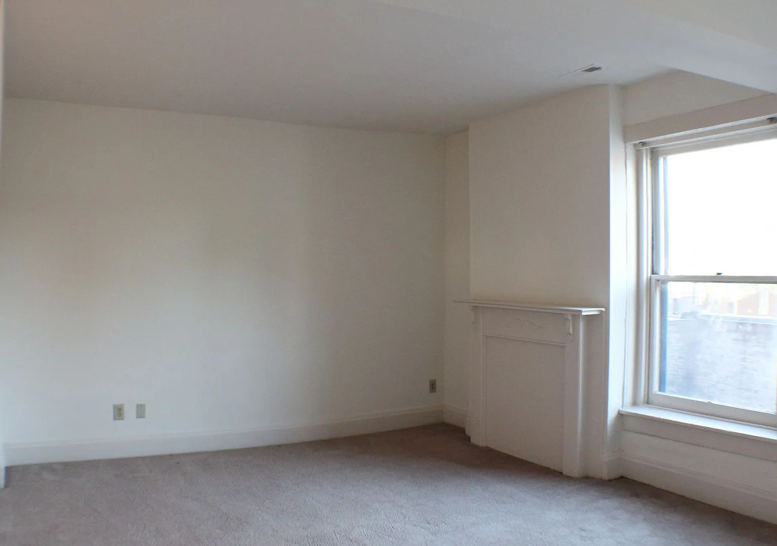 984res — Photo 3