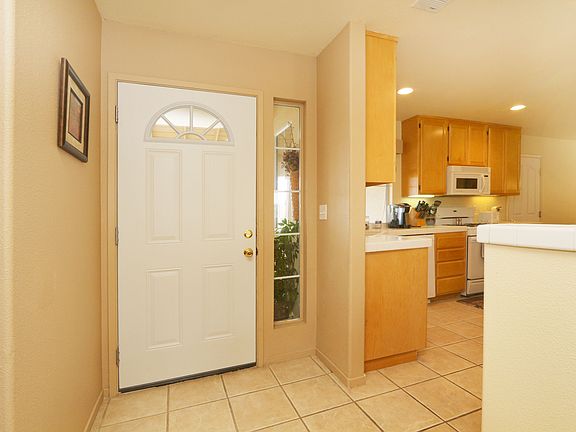 3rd image of 2710 S Santa Barbara Dr