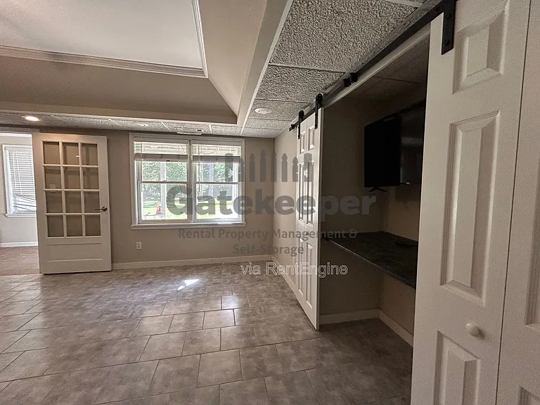 115 Hidden Lake Dr — Photo 49