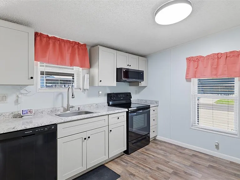 326 Nesbitt Park Ave — Photo 15