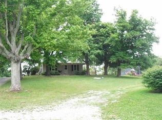 566 Kirksville Rd, Lancaster, KY 40444