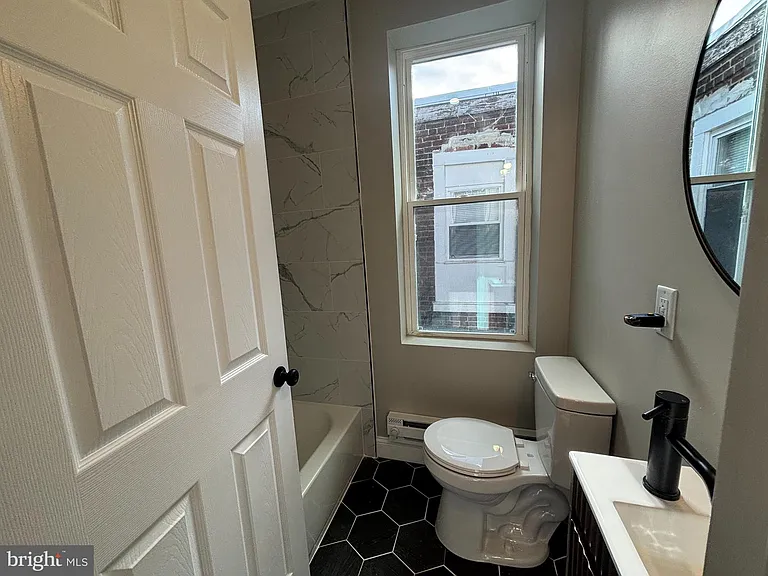 3828 N Percy St #2 — Photo 4