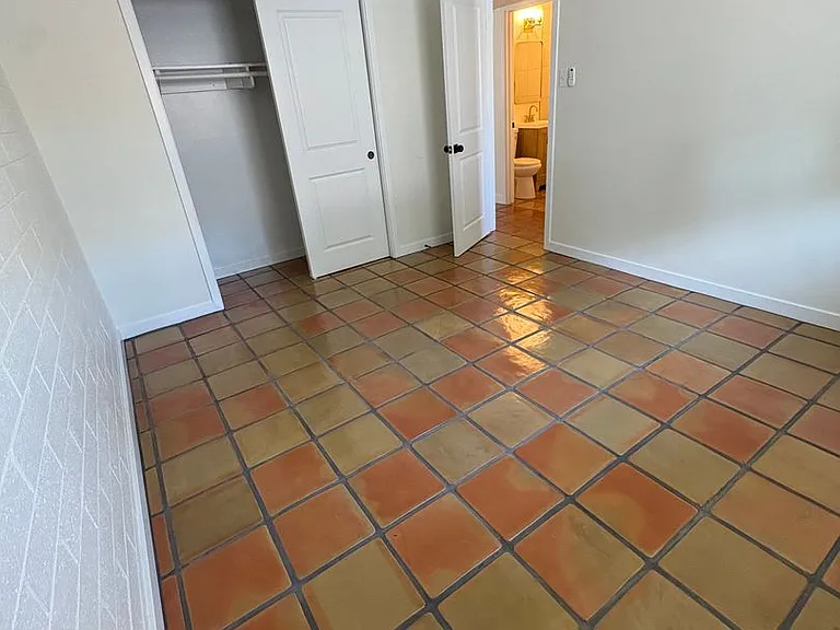 1867 E University Dr — Photo 26