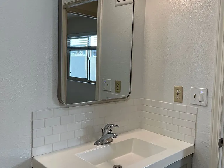 1141 E Foothill Blvd #1 — Photo 30