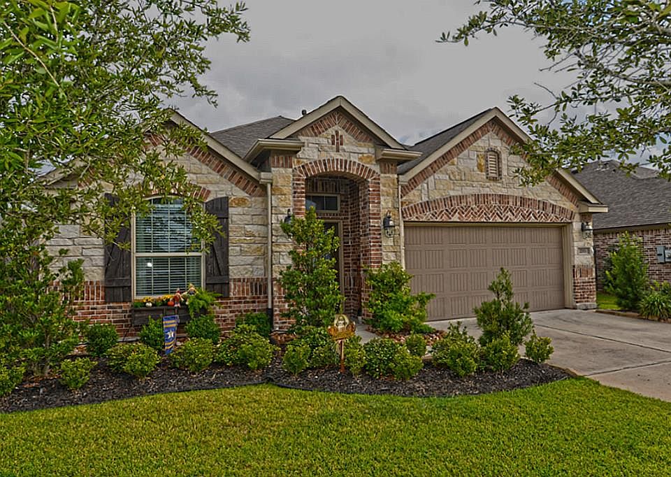 1st image of 2703 Kingston Manor Ln