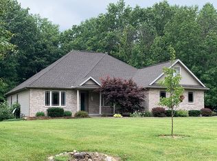 2200 Dylan Ct, West Terre Haute, IN 47885