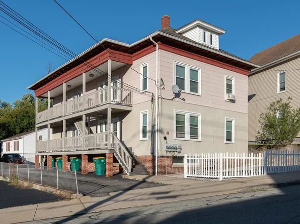 156 Logee St, Woonsocket, RI 02895