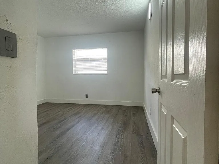 651 NW 42nd Ct #118 — Photo 12