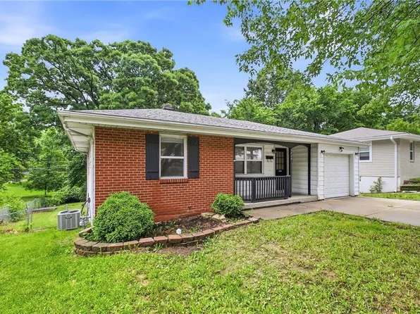 5249 N Richmond Ave, Kansas City, MO 64119