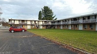 2nd image of 3946 Fishcreek Rd APT B13