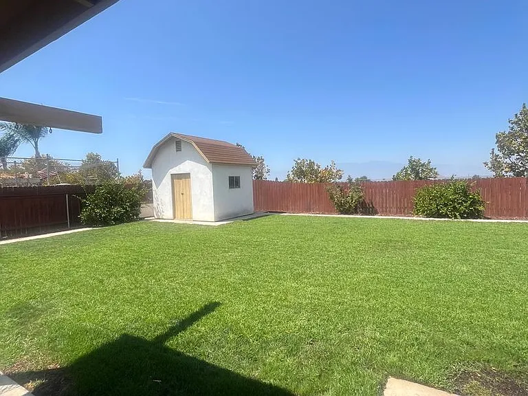 613 Santa Paula St — Photo 10