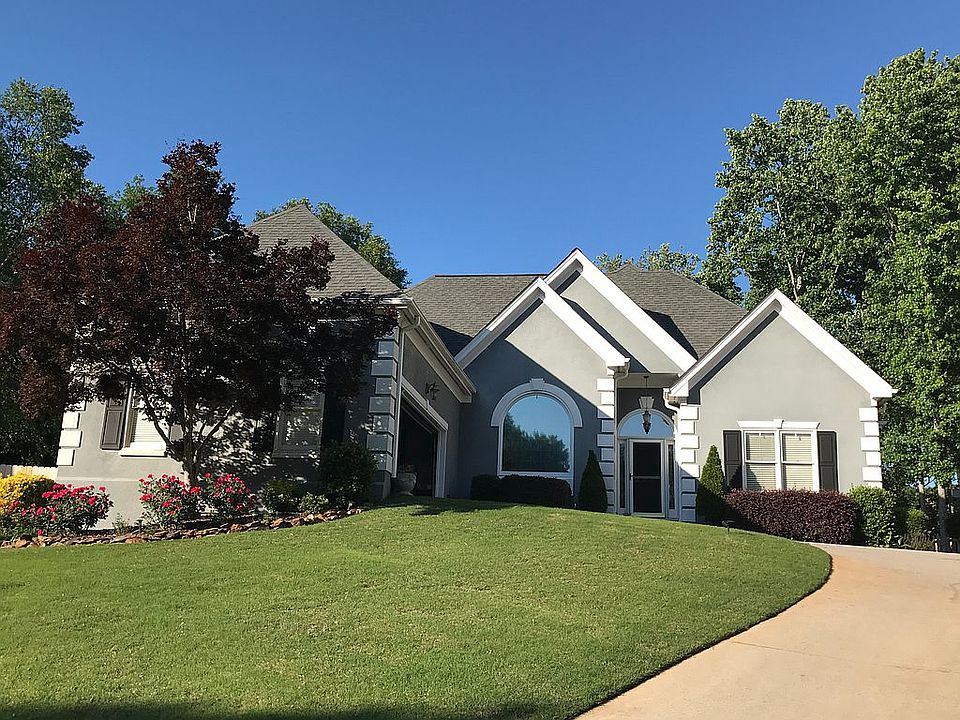 3975 Gallant Fox Court