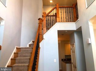 1278 Woodbrook Ct, Reston, VA 20194