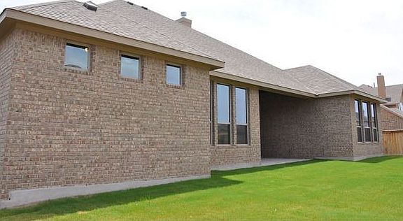 The Solano Rear with covered patio