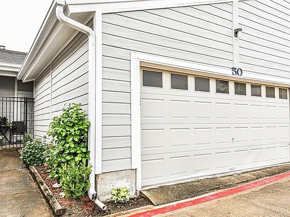 3rd image of 50 Hideaway Dr