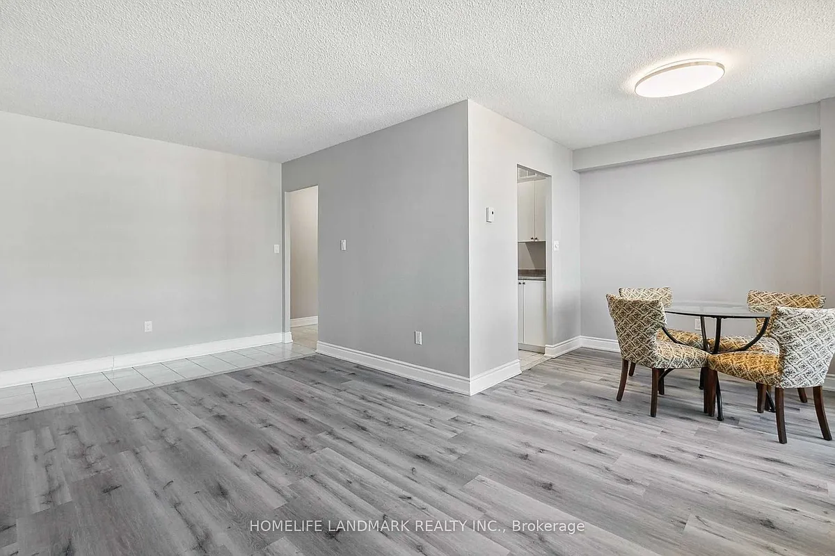 Building Photo - 1250 Bridletowne Cir #1006