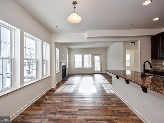 4th image of 116 Trails Way