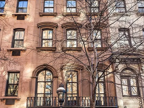 462 W 23rd St, New York, NY 10011