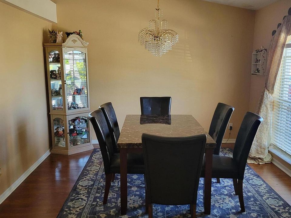 1st image of 402 NW Bayshore Boulevard