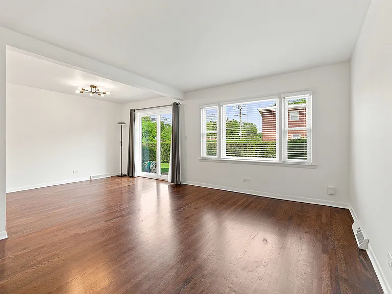 630 Hibbard Rd — Photo 9