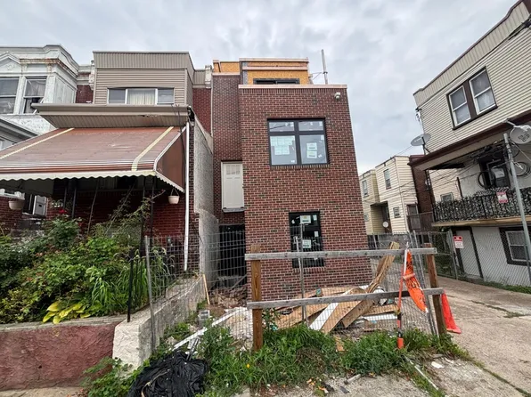 5355 Hazelhurst St, Philadelphia, PA 19131