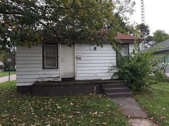 2nd image of 1103 Lake St