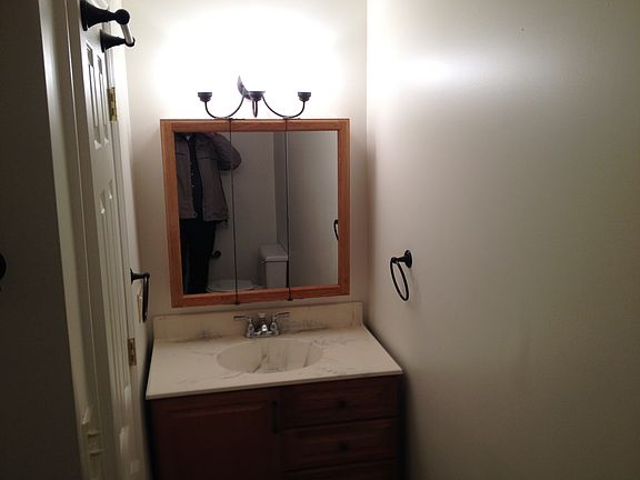 full bath upstairs