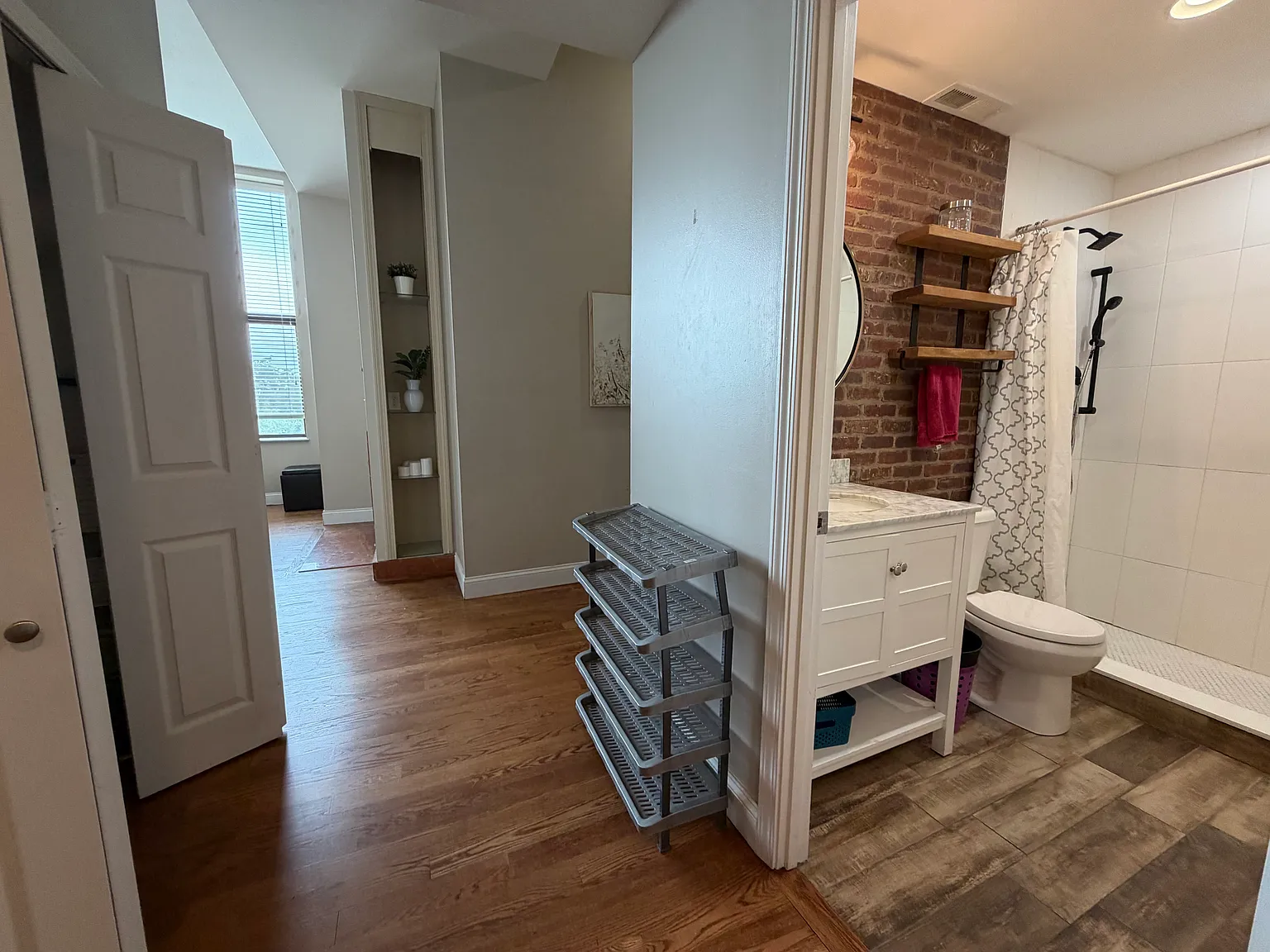 4 bed, 1700 sqft, $1,150 — Photo 3