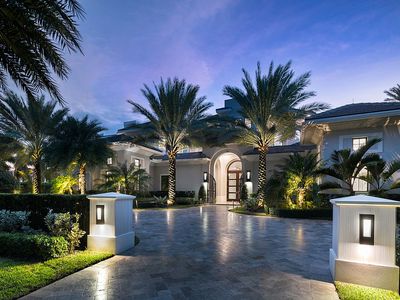30 Bay Colony Ln, Fort Lauderdale, FL, 33308