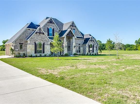 2nd image of 8012 Hess Dr