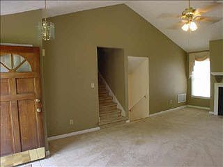 4th image of 2054 Longford Clb NE