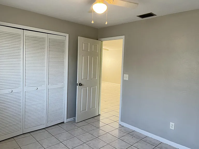 940 SE 24th Ave — Photo 9