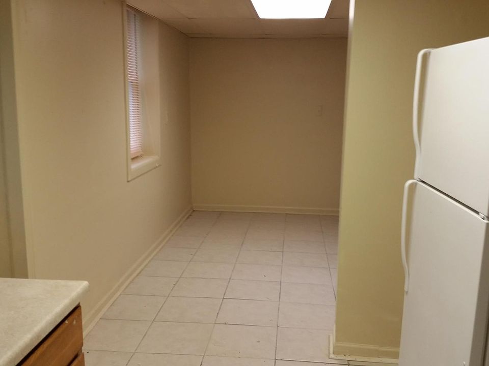 3279 Emmett Rd Apt 1, photo 5