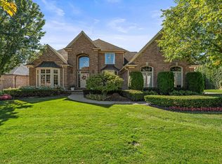 54185 Carrington Dr, Shelby Township, MI 48316
