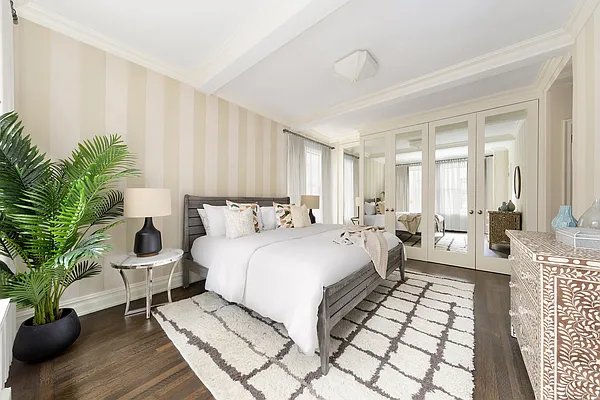 Sold by Compass | media 5