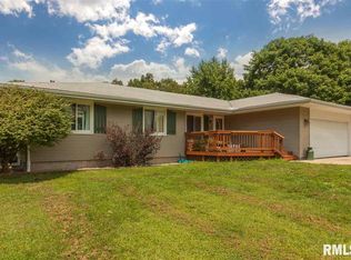 2798 Marjorie Ln, Manito, IL