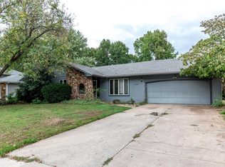 1503 E Hanover St, Springfield, MO 65804