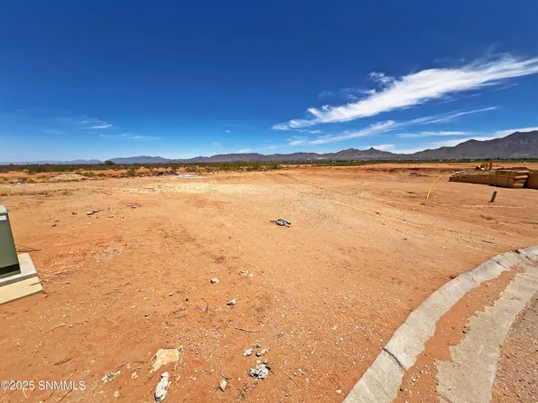 6542 Gadwall Pl, Las Cruces, NM 88012