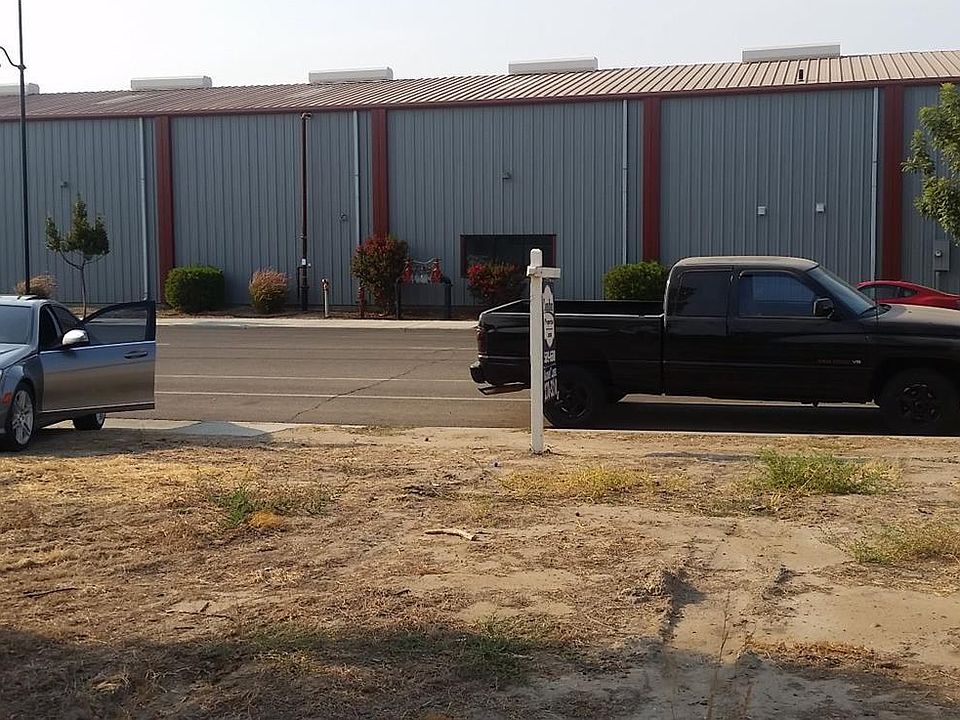 2nd image of 537 East St