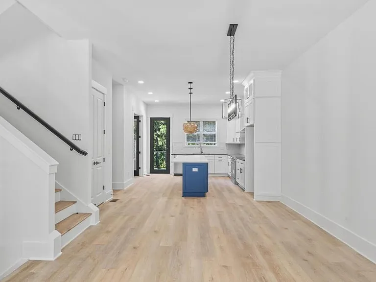 185 Brush Creek Ct — Photo 5