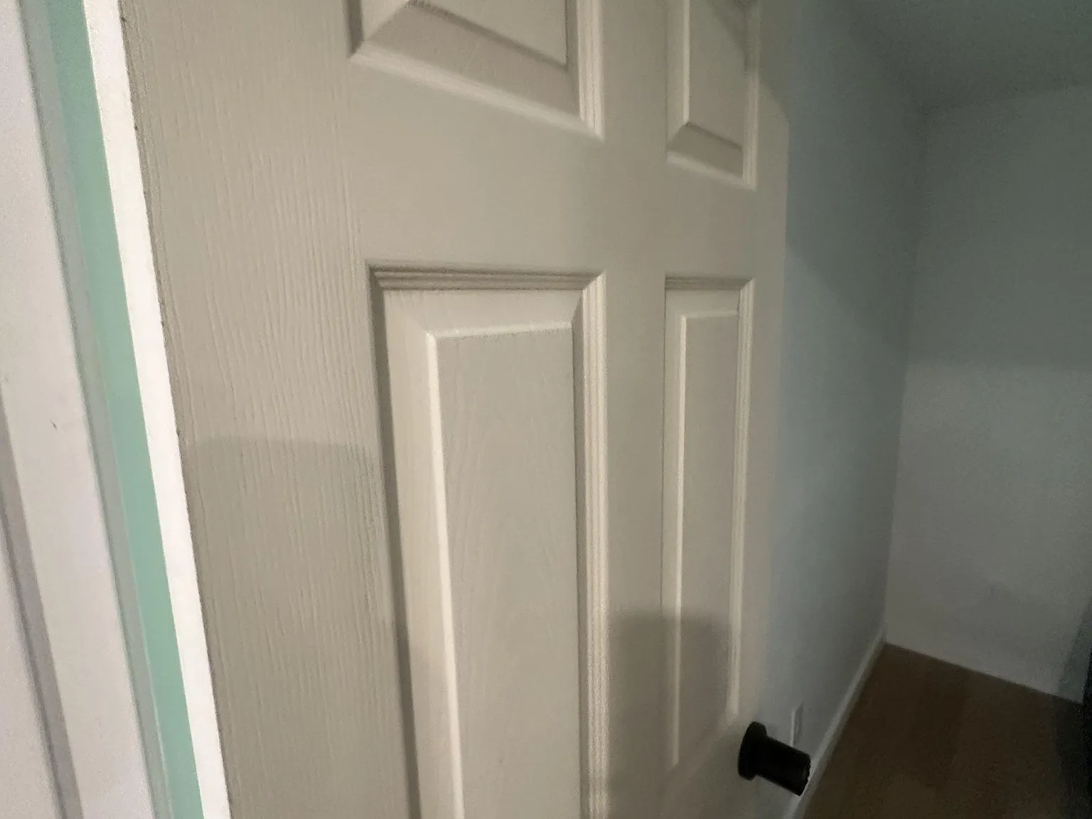 4 bed, 2.0 bath, 1200 sqft, $706 — Photo 3