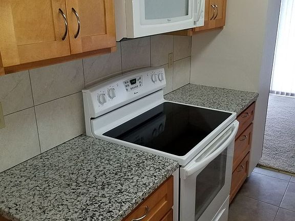 5th image of 870 Park Ave